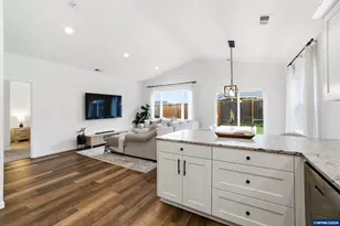 1631 SE Salmonberry Ave, Dallas, OR 97338 - Photo 18