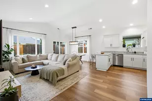 1631 SE Salmonberry Ave, Dallas, OR 97338 - Photo 22