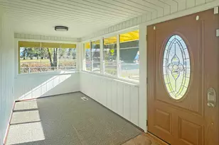 6898 Thurston Rd, Springfield, OR 97478 - Photo 4