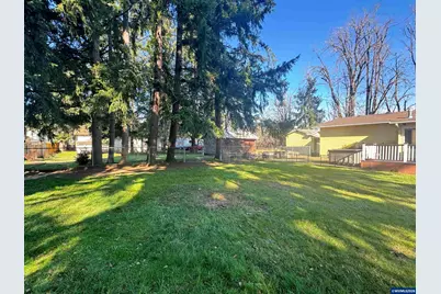 6898 Thurston Rd, Springfield, OR 97478 - Photo 34