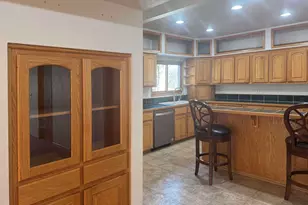 6898 Thurston Rd, Springfield, OR 97478 - Photo 10