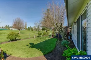 575 N Cascade Dr, Woodburn, OR 97071 - Photo 14