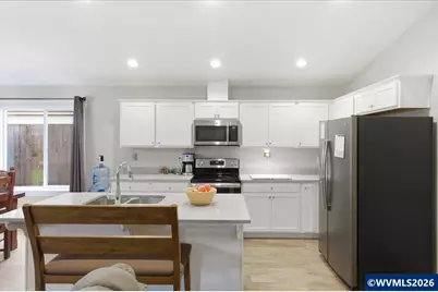 806 Wassom St, Lebanon, OR 97355 - Photo 10