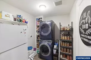 806 Wassom St, Lebanon, OR 97355 - Photo 16