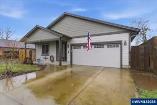 806 Wassom St, Lebanon, OR 97355 - Photo 2