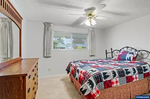 2160 Santiam Dr, Woodburn, OR 97071 - Photo 18