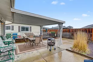 2160 Santiam Dr, Woodburn, OR 97071 - Photo 22