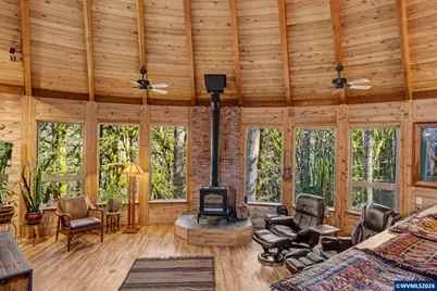 24194 Columbine Dr, Philomath, OR 97370 - Photo 4