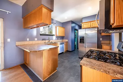 4750 SW Roseberry St, Corvallis, OR 97333 - Photo 8