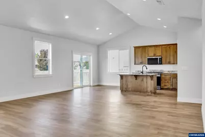 3238 NW 23rd Av, Albany, OR 97321 - Photo 8