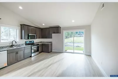 4435 Knotty Pine Ct, Sweet Home, OR 97386 - Photo 18