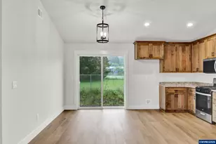 4435 Knotty Pne Ct, Sweet Home, OR 97386 - Photo 10