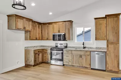 4435 Knotty Pine Ct, Sweet Home, OR 97386 - Photo 12