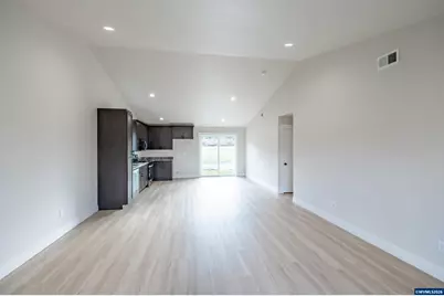 4410 Knotty Pine Ct, Sweet Home, OR 97386 - Photo 8