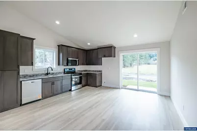 4410 Knotty Pine Ct, Sweet Home, OR 97386 - Photo 12