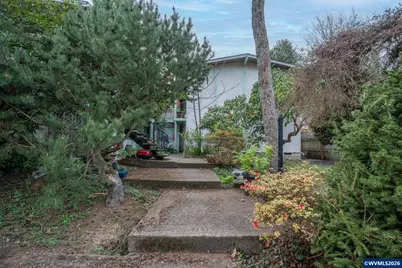 1341 Saginaw St S, Salem, OR 97317 - Photo 8
