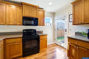 2308 Sunny Ln NW, Albany, OR 97321 - Photo 16