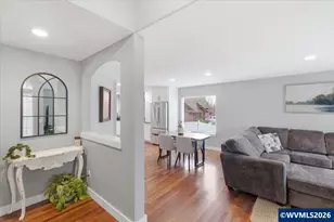 684 Northwest Jasper Street, Dallas, OR 97338 - Photo 8