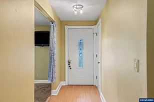 411 SW 9th St, Sublimity, OR 97385 - Photo 4