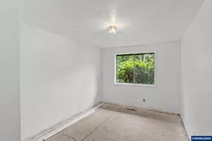 411 SW 9th St, Sublimity, OR 97385 - Photo 24