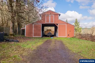 30920 Berlin Rd, Lebanon, OR 97355 - Photo 4