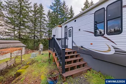 30920 Berlin Rd, Lebanon, OR 97355 - Photo 46