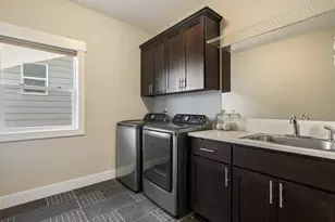 1830 West Meadows Dr NW, Salem, OR 97304 - Photo 32