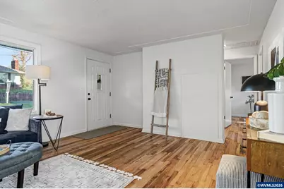 820 West Vista Av S, Salem, OR 97302 - Photo 12