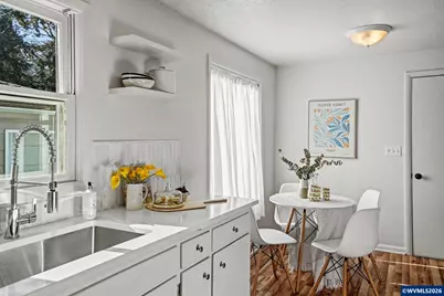 820 West Vista Av S, Salem, OR 97302 - Photo 18