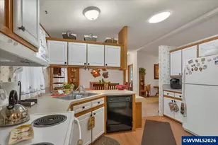 3460 Hidden View Ln NE, Salem, OR 97305 - Photo 18