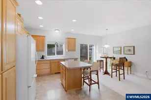 2066 NW Violet Ave, Albany, OR 97321 - Photo 14