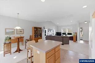 2066 NW Violet Ave, Albany, OR 97321 - Photo 20