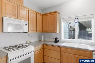 2066 NW Violet Av, Albany, OR 97321 - Photo 18
