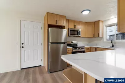 2440 S 2nd St, Lebanon, OR 97355 - Photo 14