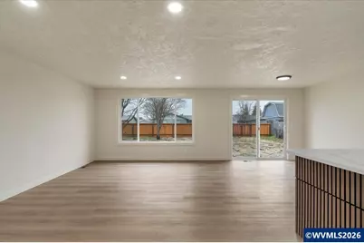 2440 S 2nd St, Lebanon, OR 97355 - Photo 6