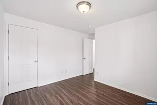 2315 SW Hannah Cir, McMinnville, OR 97128 - Photo 24