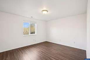 2315 SW Hannah Cir, McMinnville, OR 97128 - Photo 16