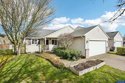 2315 SW Hannah Cir, McMinnville, OR 97128 - Photo 2