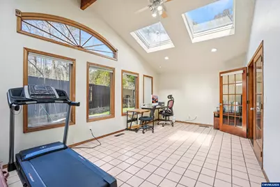 2095 Popcorn Ct NW, Salem, OR 97304 - Photo 18