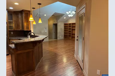 137 Miranda Av SE, Salem, OR 97306 - Photo 14