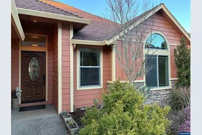 137 Miranda Av SE, Salem, OR 97306 - Photo 2