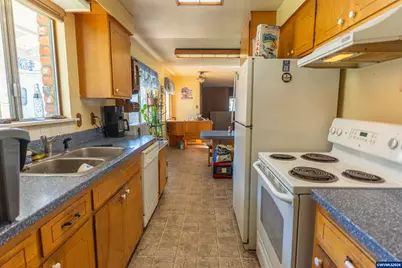 1160 Cedar St, Sweet Home, OR 97386 - Photo 14