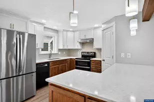 5428 Kayak Way NE, Keizer, OR 97303 - Photo 12