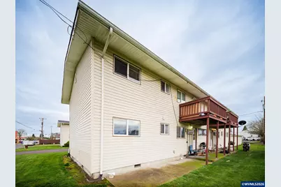 910 SE 18th Av, Albany, OR 97322 - Photo 6
