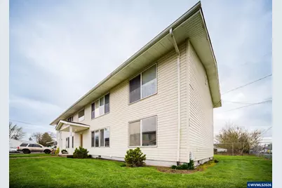 910 SE 18th Av, Albany, OR 97322 - Photo 4