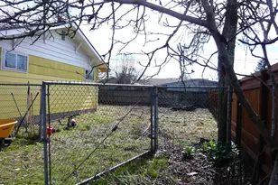 1371 B St, Independence, OR 97351 - Photo 18