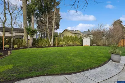 10173 SW Concho Ct, Tualatin, OR 97062 - Photo 38