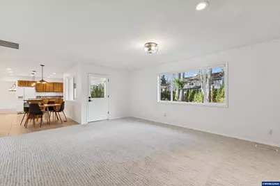 10173 SW Concho Ct, Tualatin, OR 97062 - Photo 18