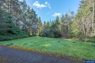 290 SW Newton Dr, Waldport, OR 97394 - Photo 34