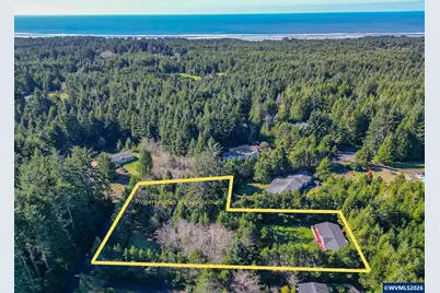 290 SW Newton Dr, Waldport, OR 97394 - Photo 2